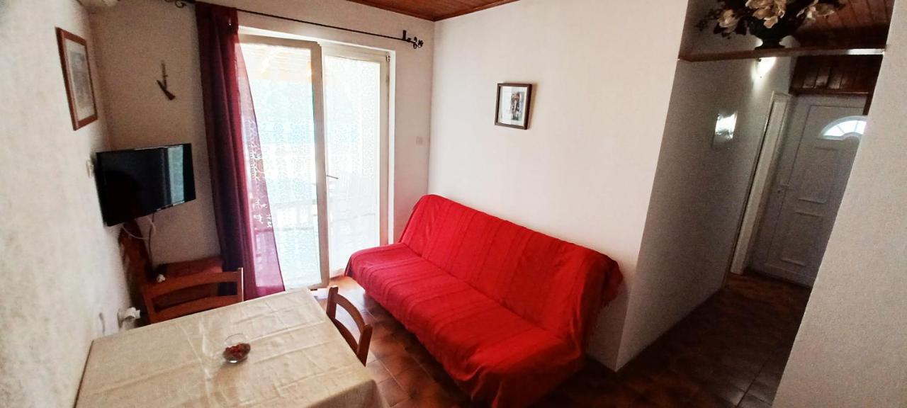 Apartments Carmen Vinisce Luaran gambar