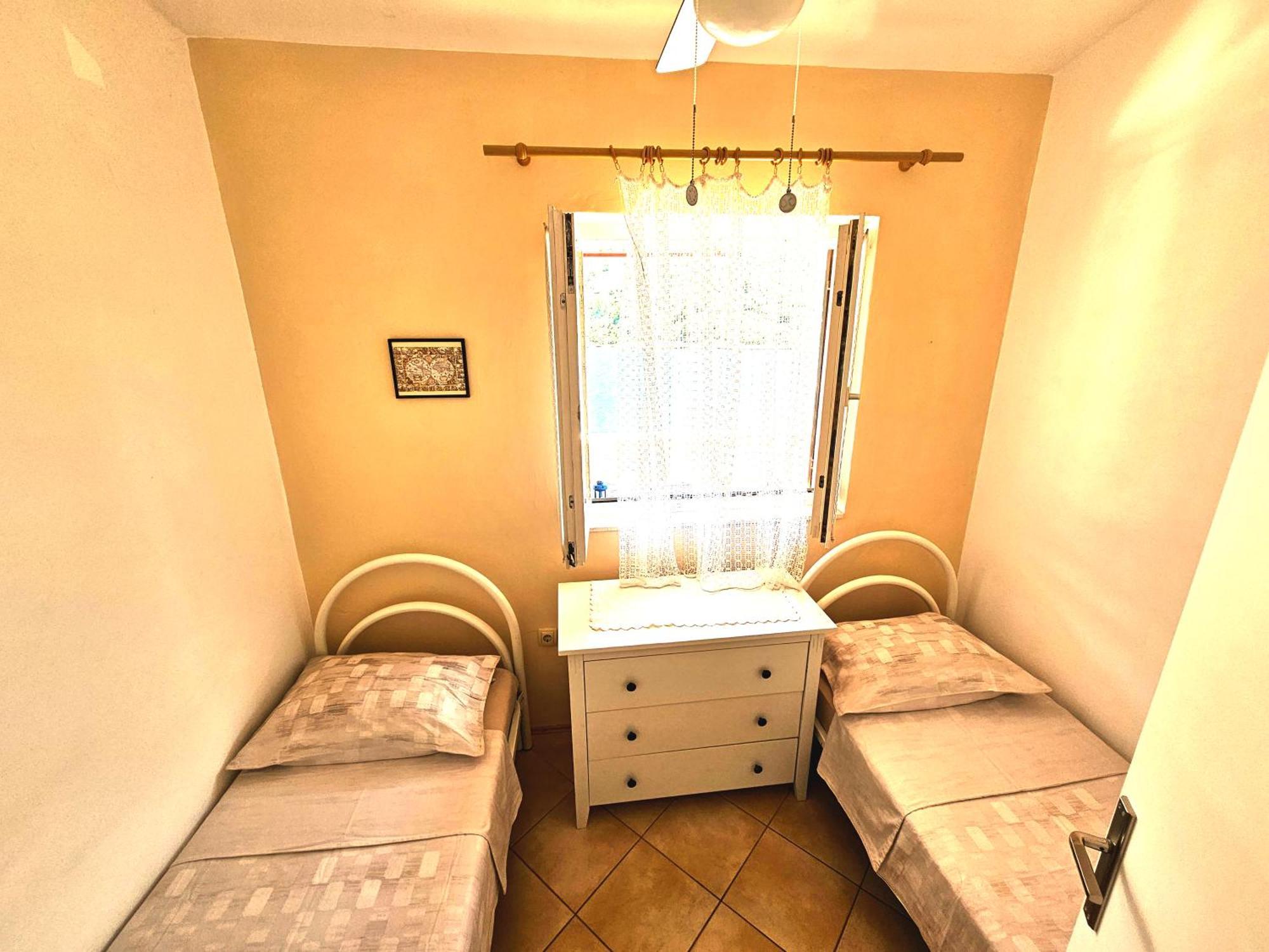Apartments Carmen Vinisce Luaran gambar